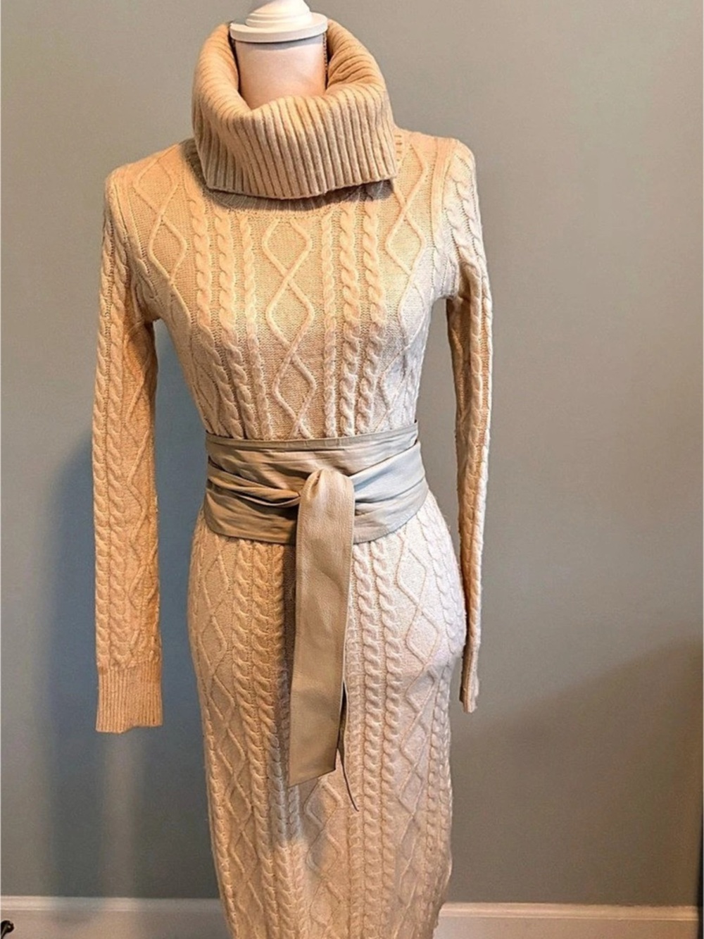 Sincerely Jules Cable Knit Midi Sweater Dress XS Like New